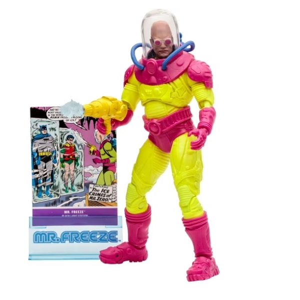 Mr Freeze Black Light Multiverse Gold Label Exclusive - Imagen 3